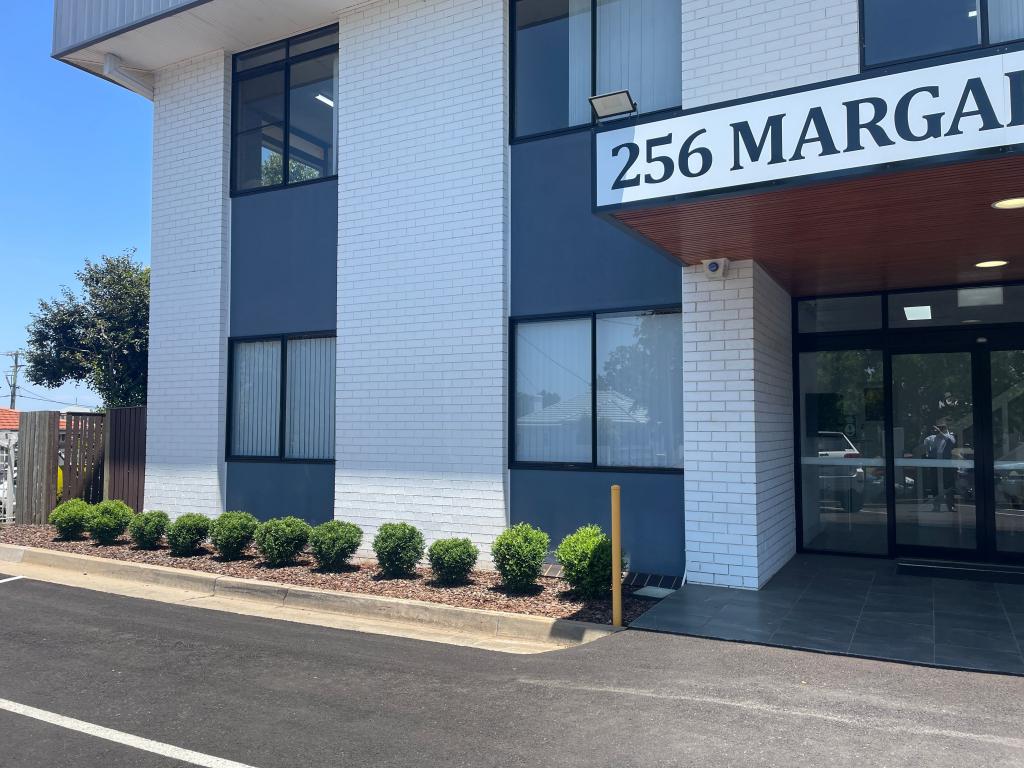 Suite 2/256 Margaret St, Toowoomba City, QLD 4350