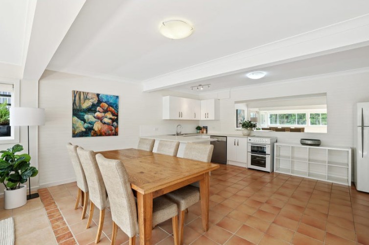 Lower Duplex/17 Jedda Pl, Mona Vale, NSW 2103
