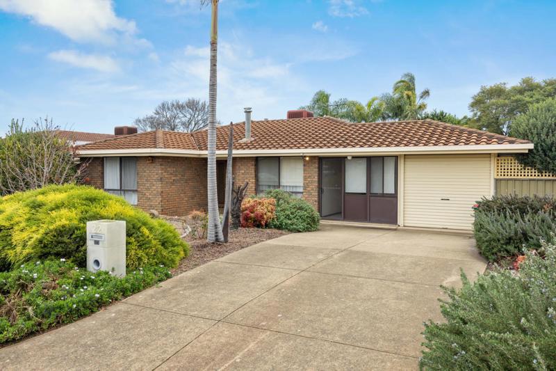 22 Eloise Ave, Hallett Cove, SA 5158