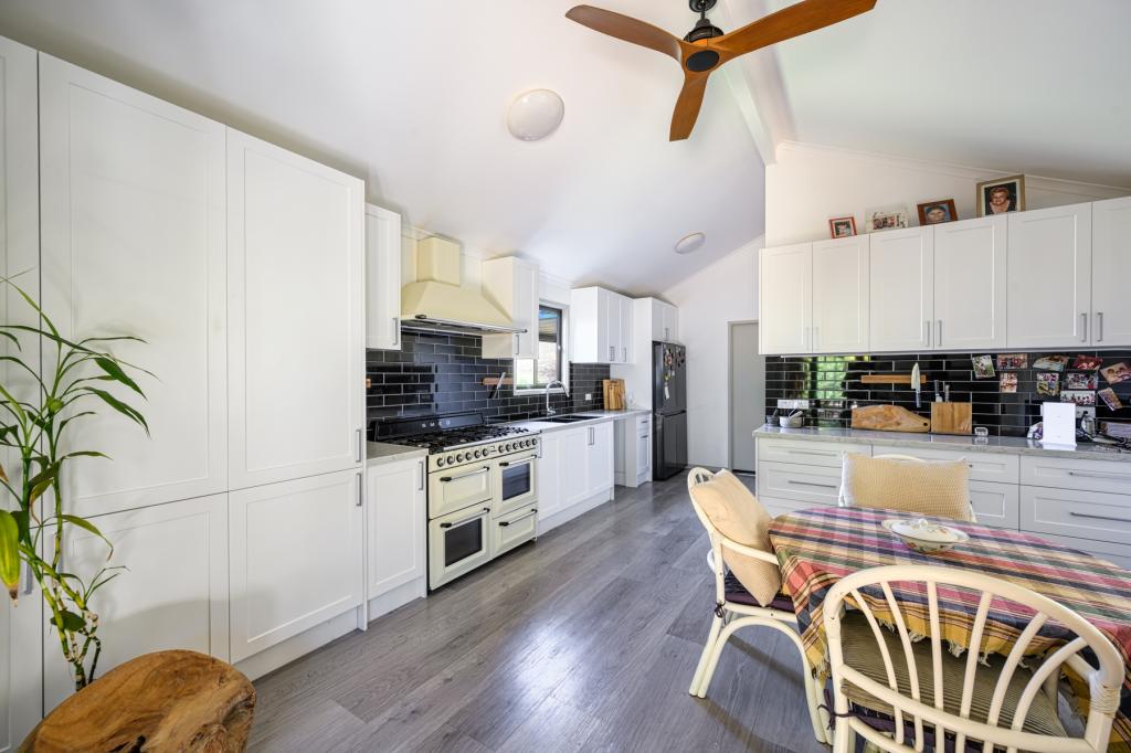 100 Schultz Rd, Billys Creek, NSW 2453