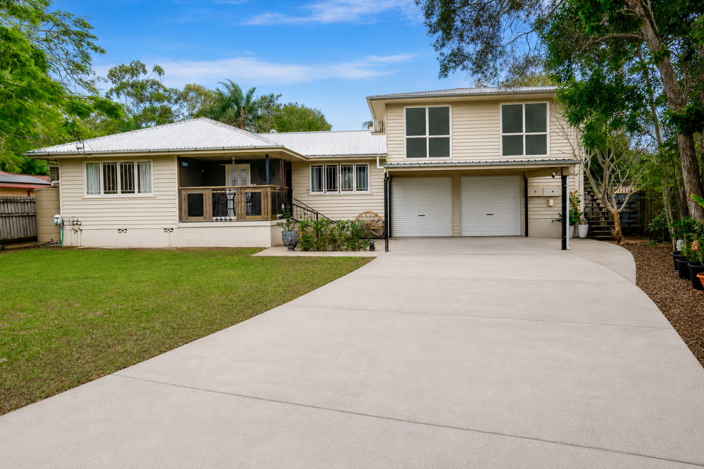 19 Lesley Ave, Caboolture, QLD 4510
