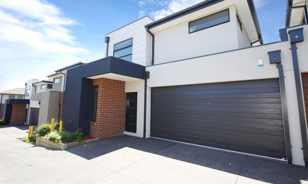 4/3 Renown St, Burwood, VIC 3125