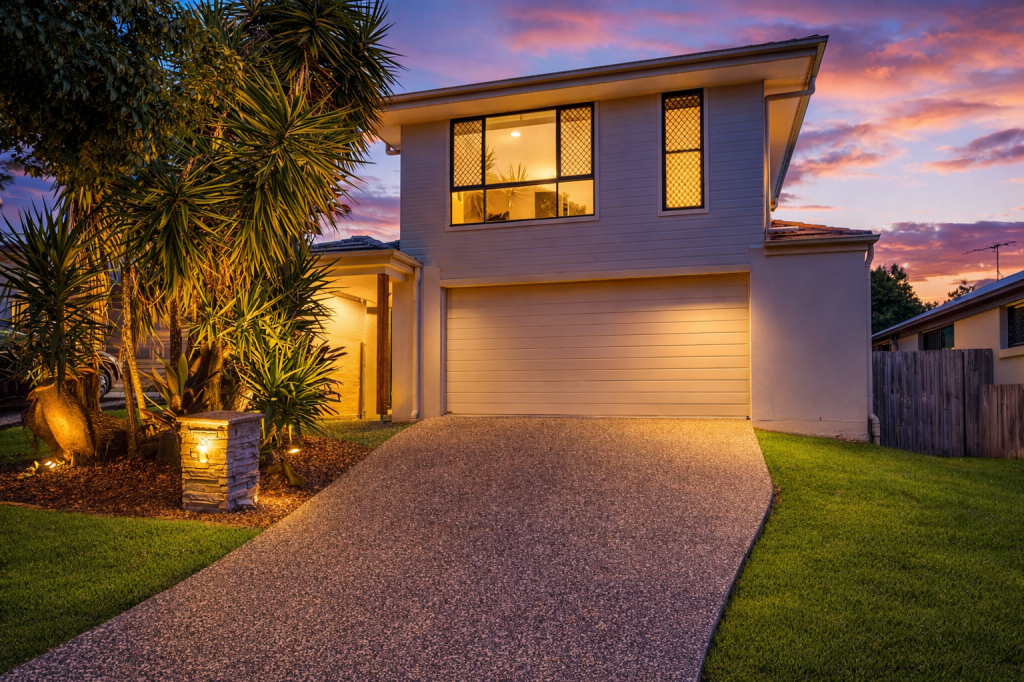 27 Troon St, North Lakes, QLD 4509