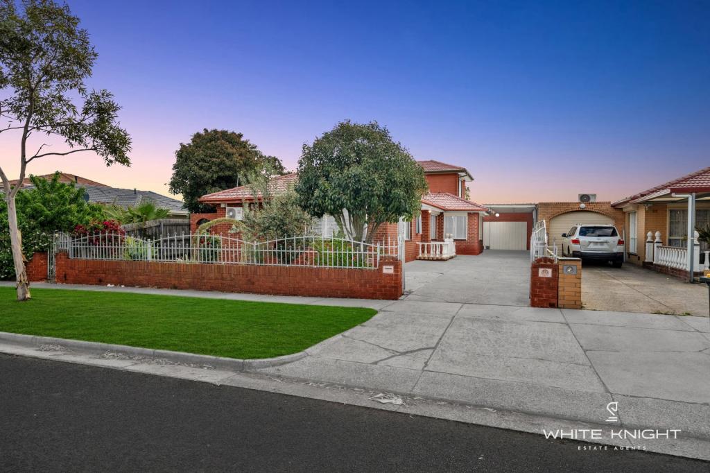 34 GRANTHAM PDE, ST ALBANS, VIC 3021