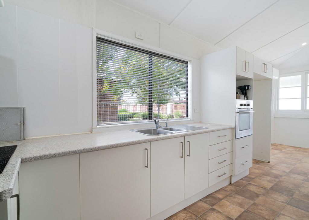 2/121 Cornwall St, Taree, NSW 2430