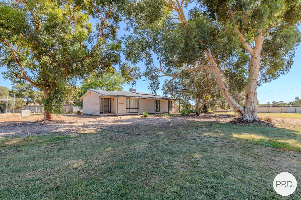 355 Yelta Rd, Merbein West, VIC 3505