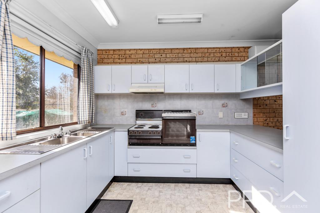 4/16 Havelock St, Adelong, NSW 2729