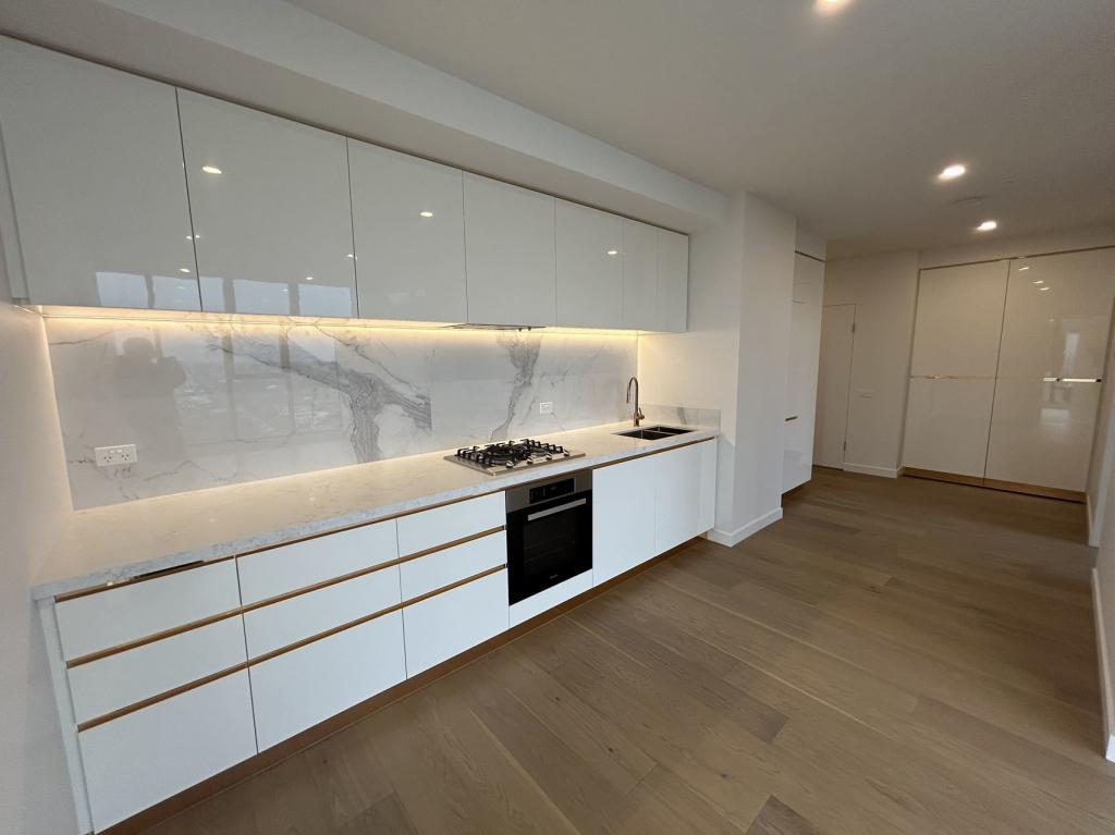 1707/845 WHITEHORSE RD, BOX HILL, VIC 3128