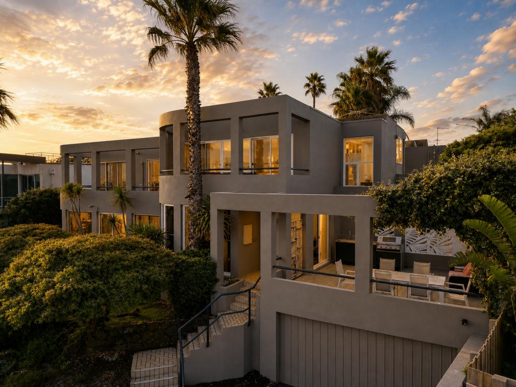 2/77 Beach Rd, Mentone, VIC 3194