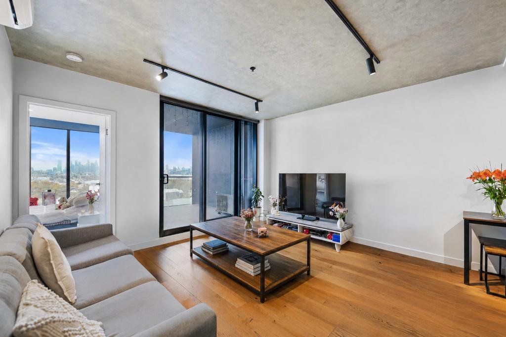 1006C/6 JOSEPH RD, FOOTSCRAY, VIC 3011