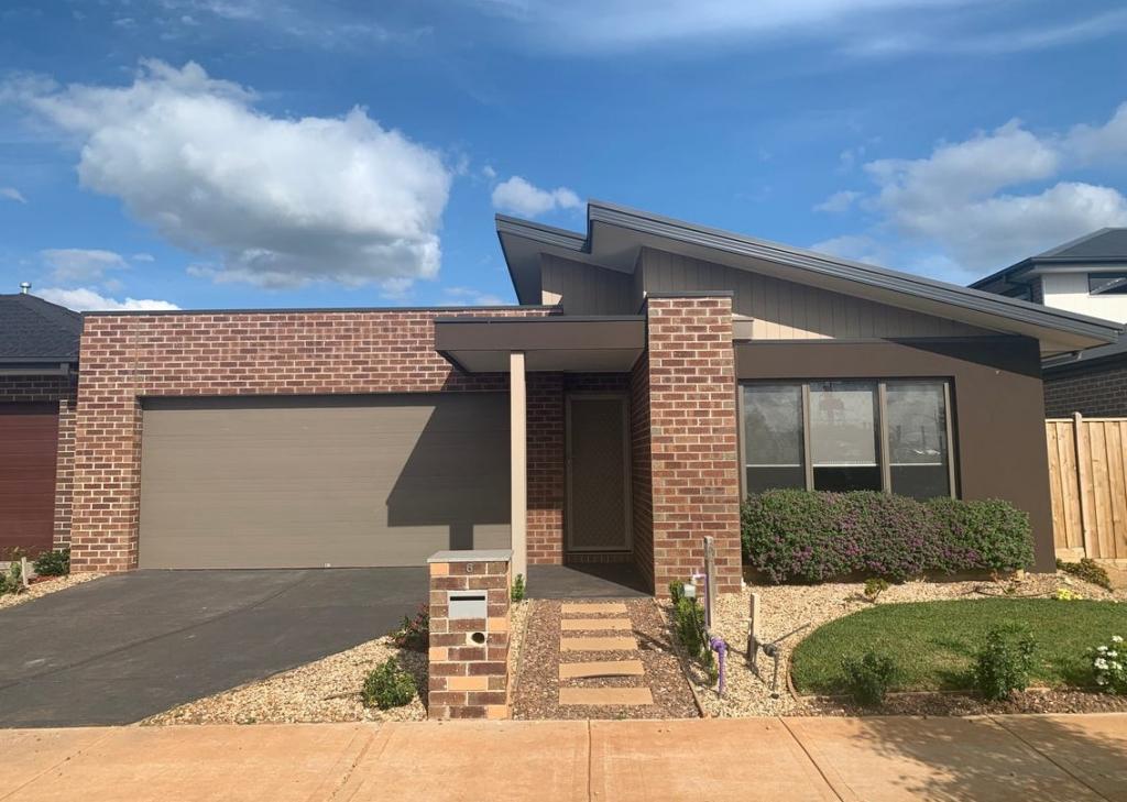 6 Rachel Way, Thornhill Park, VIC 3335