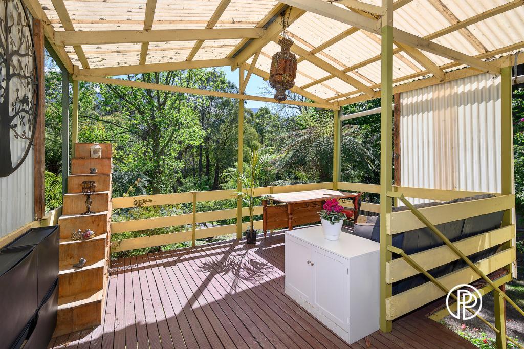 9 Oak Ave, Warburton, VIC 3799