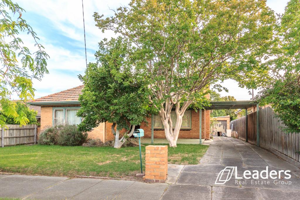 8 Burns Ave, Murrumbeena, VIC 3163