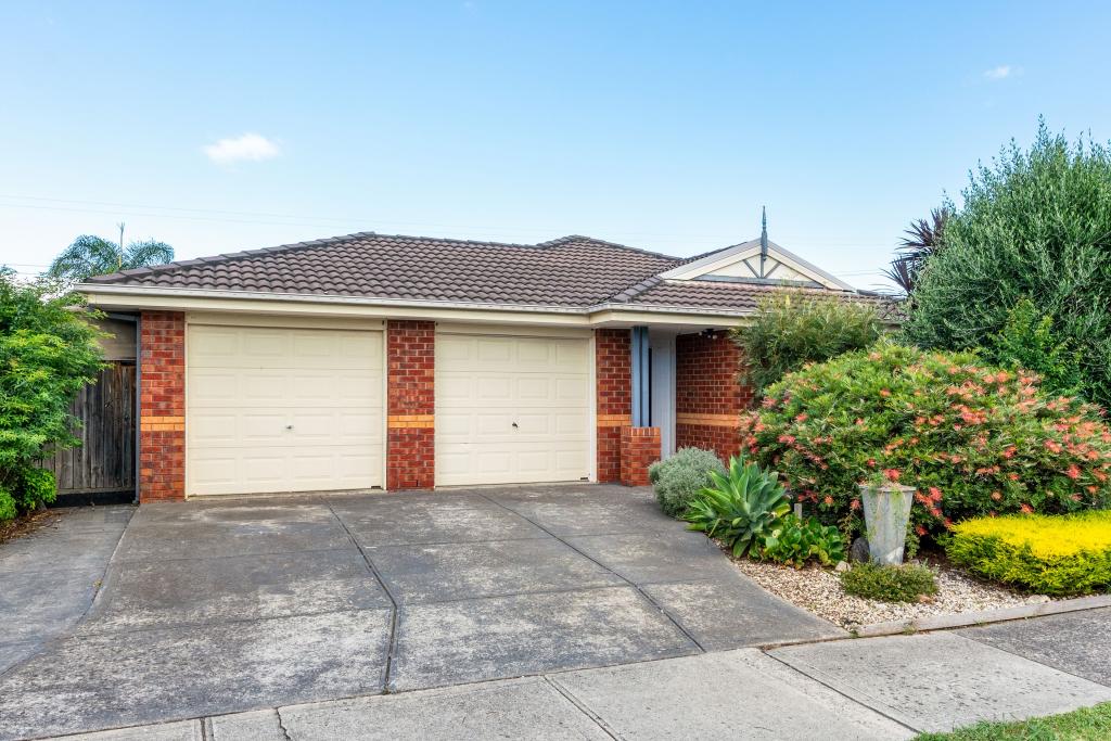 30 Genista Rd, Cranbourne West, VIC 3977