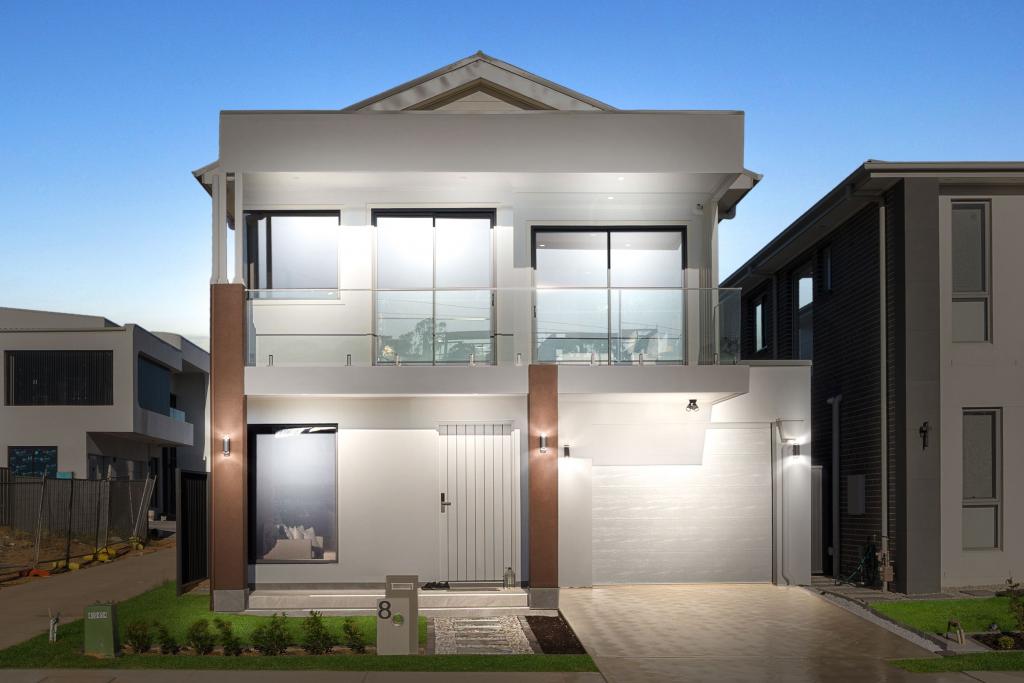 8 GREENOUGH CRES, MARSDEN PARK, NSW 2765