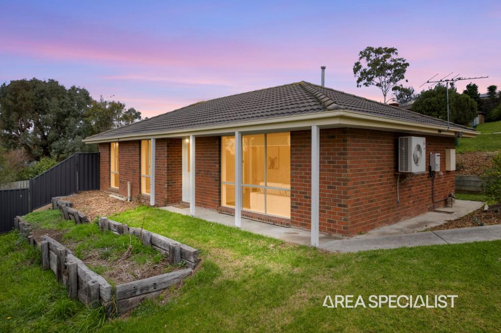 1 Earle Cl, Pakenham, VIC 3810