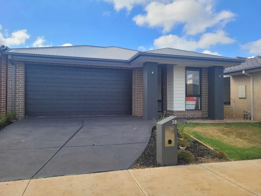 38 Bishopgate Bvd, Bonnie Brook, VIC 3335