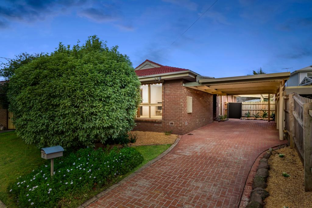 3 The Trossachs, Frankston, VIC 3199