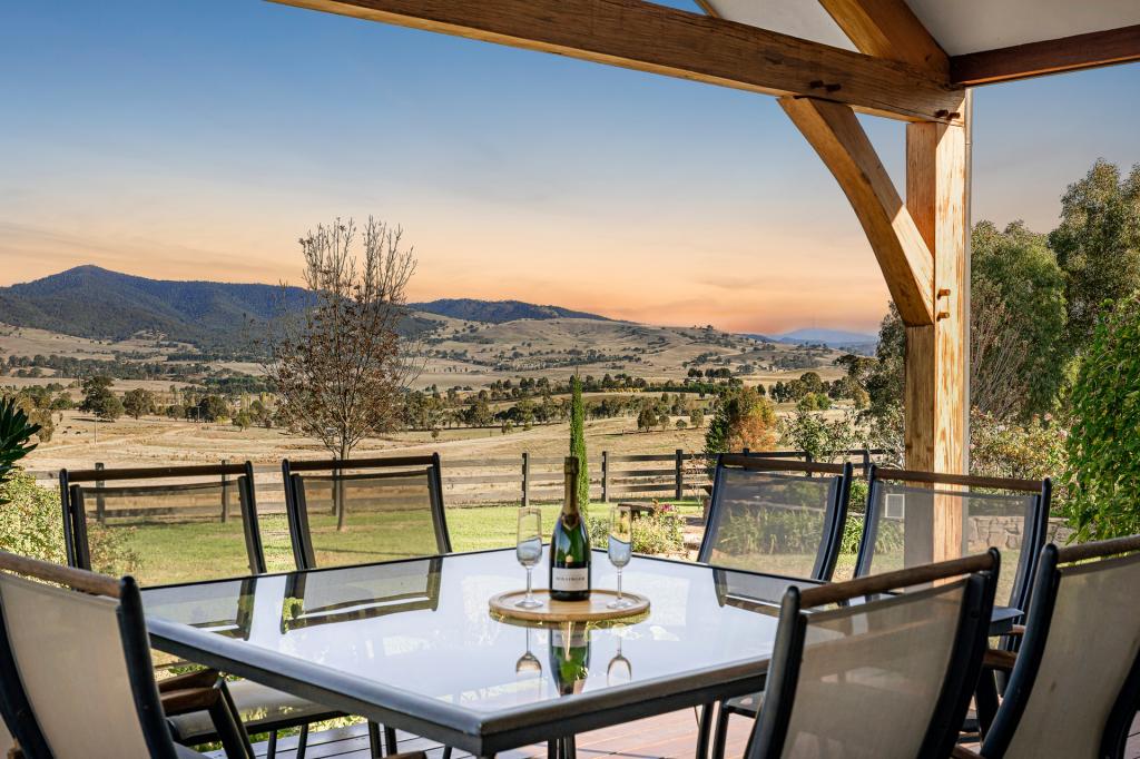 434 Buttercup Rd, Merrijig, VIC 3723