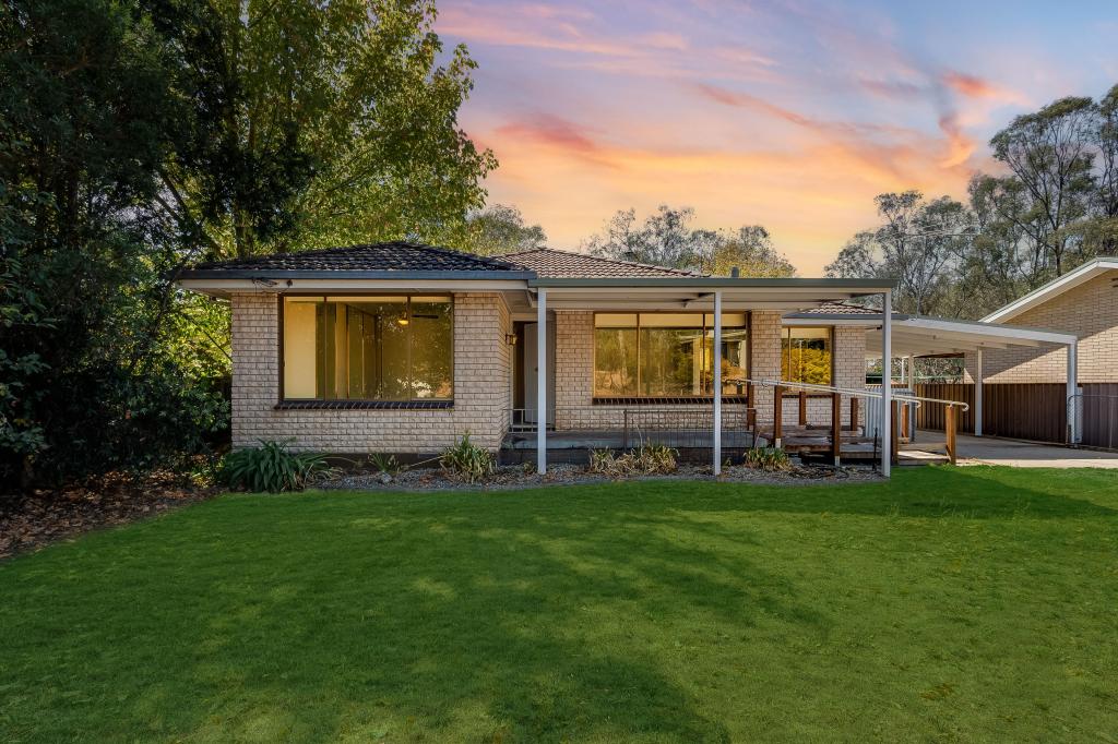 606 Krautz St, Lavington, NSW 2641