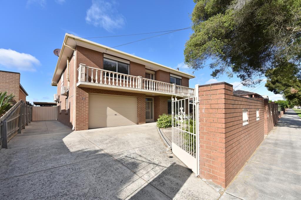 15 Greig St, Reservoir, VIC 3073