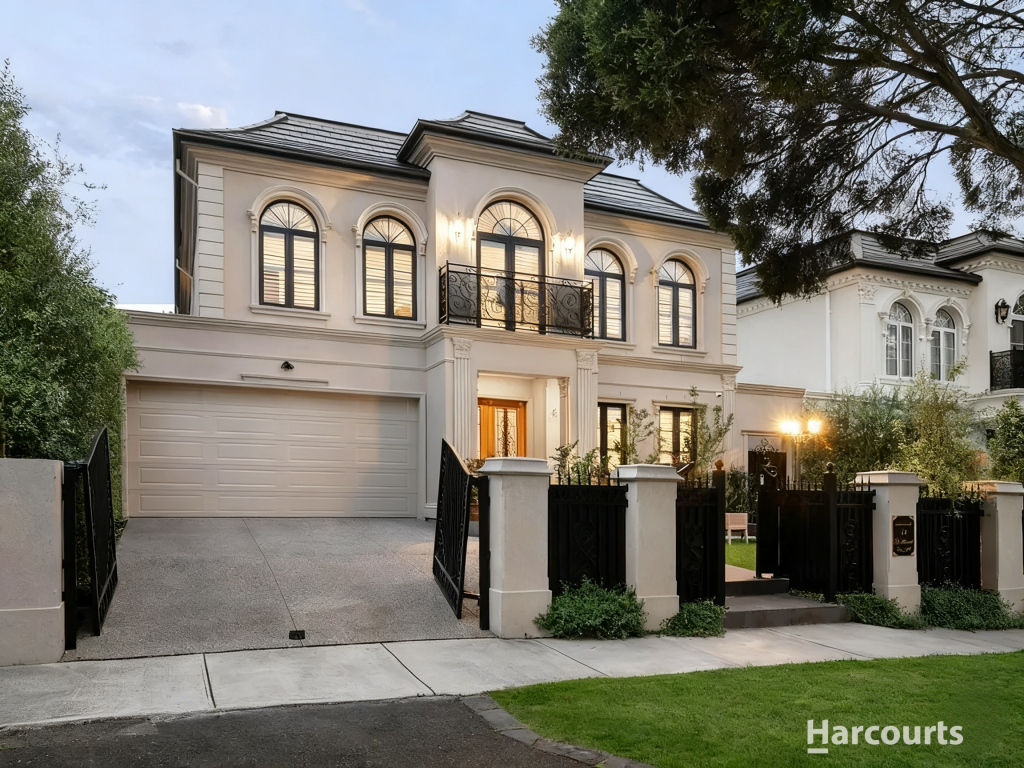 14 WILLIAM ST, BOX HILL, VIC 3128