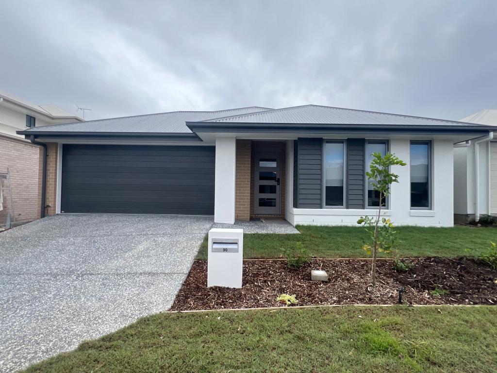 90 Marsdenia Dr, White Rock, QLD 4306
