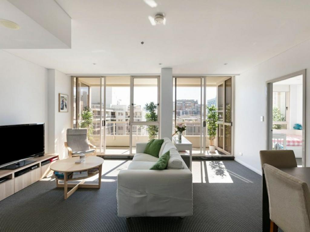 L10/8 Lachlan St, Waterloo, NSW 2017