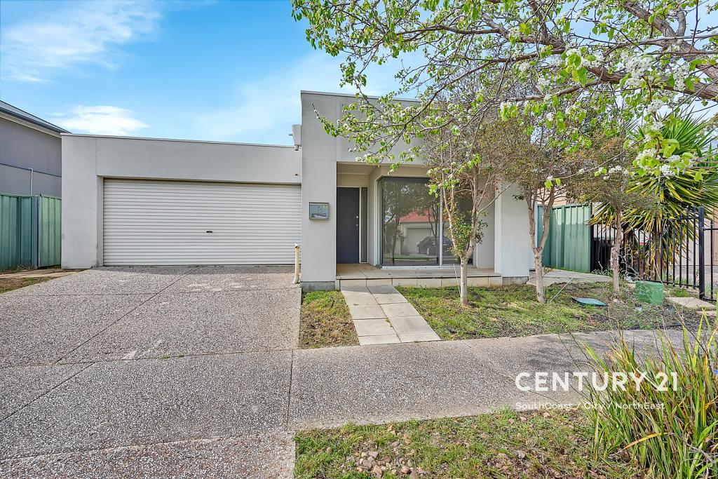 12 YARLE ST, MAWSON LAKES, SA 5095