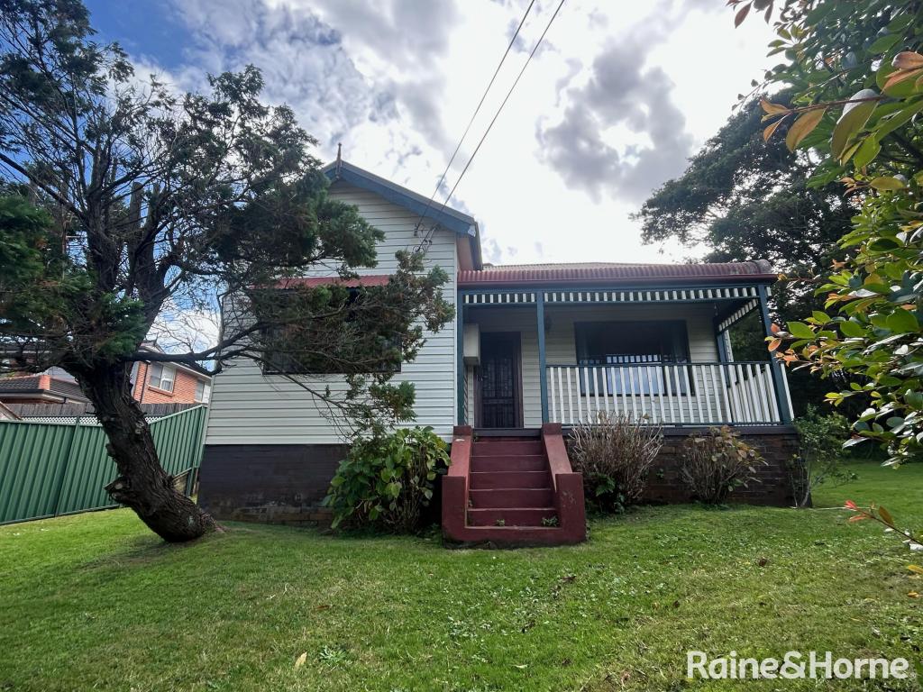 100 Parkes St, Helensburgh, NSW 2508