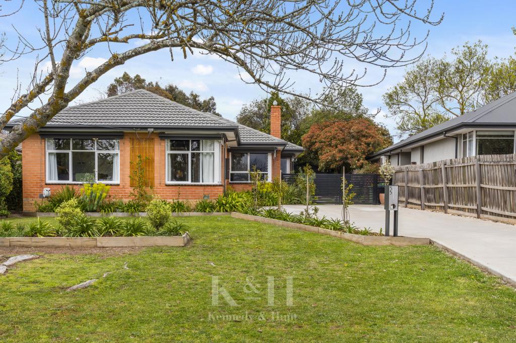 55 Fisher St, Gisborne, VIC 3437