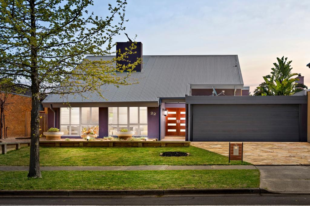 22 Normanby Dr, Greenvale, VIC 3059