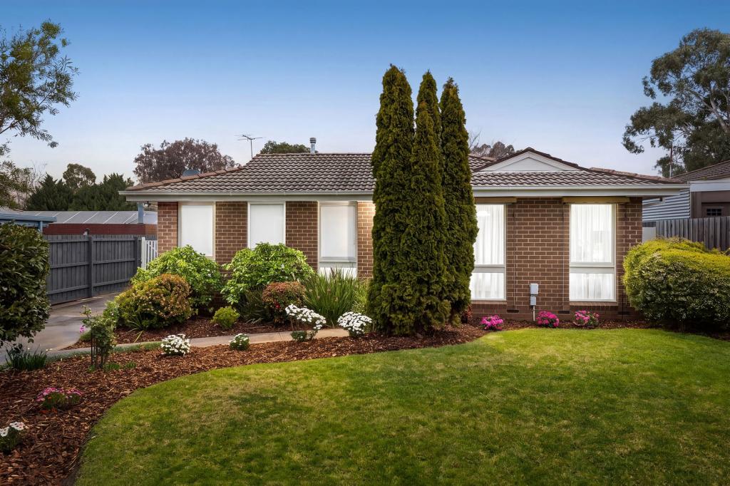 2 Apsley Ct, Ferntree Gully, VIC 3156