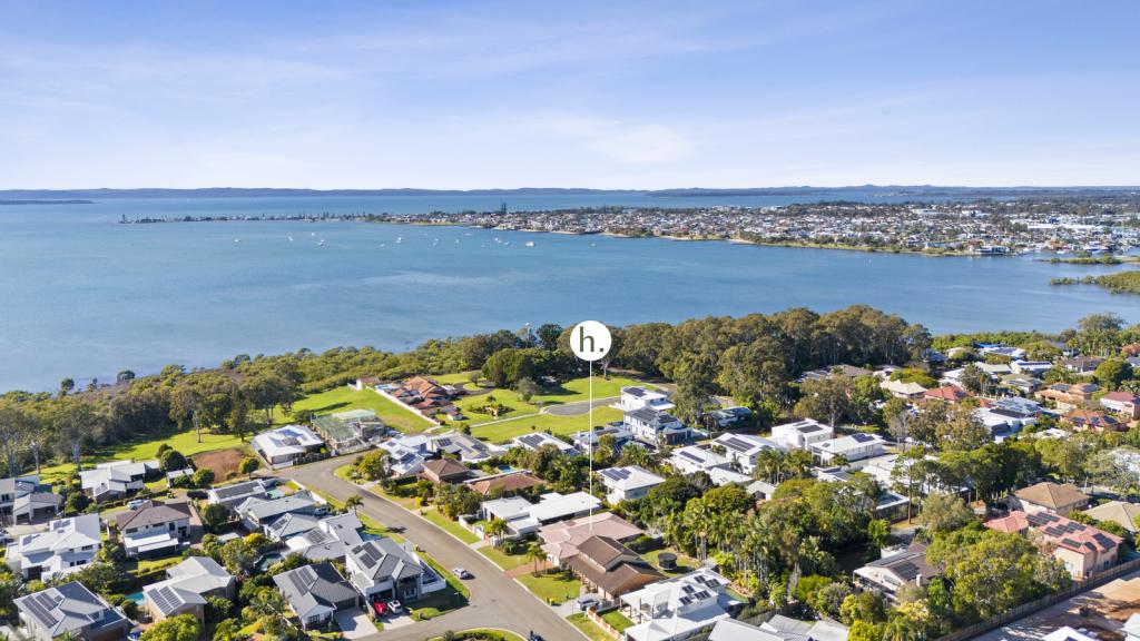 31 CLEARWATER ST, ORMISTON, QLD 4160