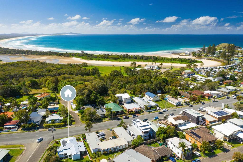 26 Pacific St, Crescent Head, NSW 2440