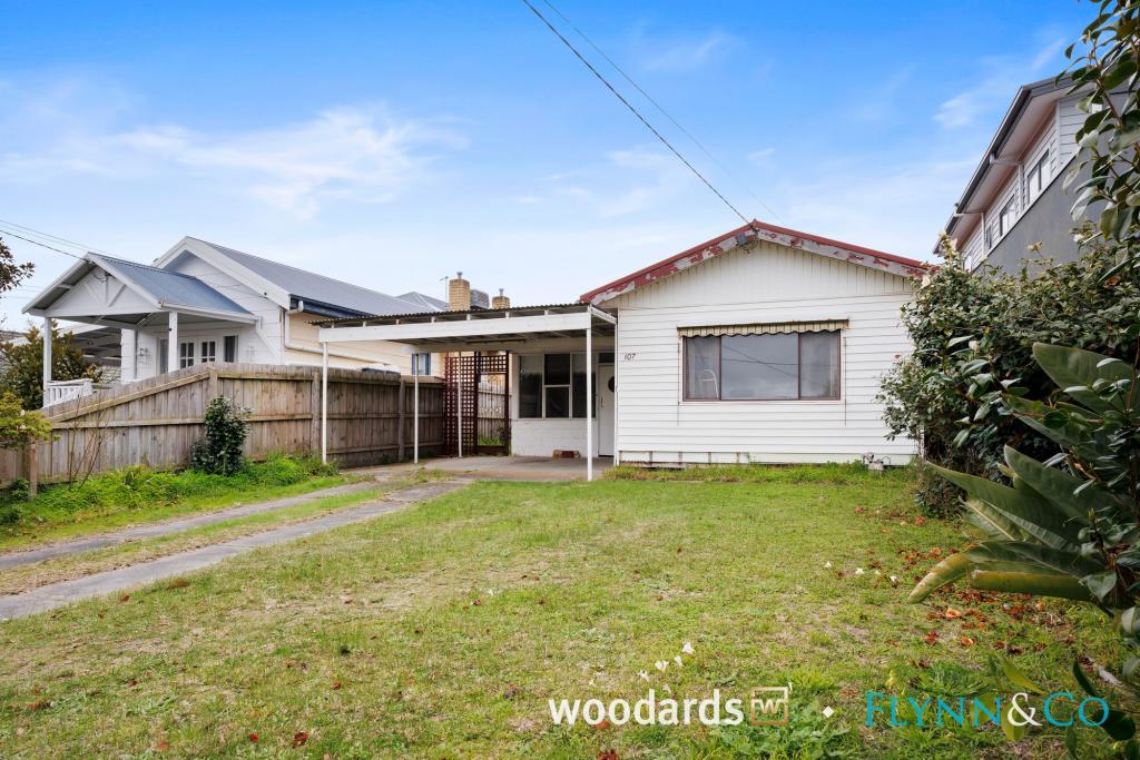 107 Eighth Ave, Rosebud, VIC 3939