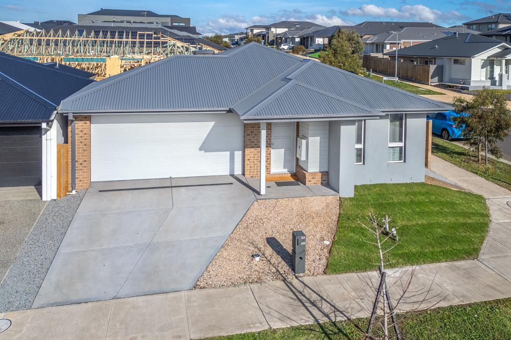 39 Mullins Way, Sunbury, VIC 3429