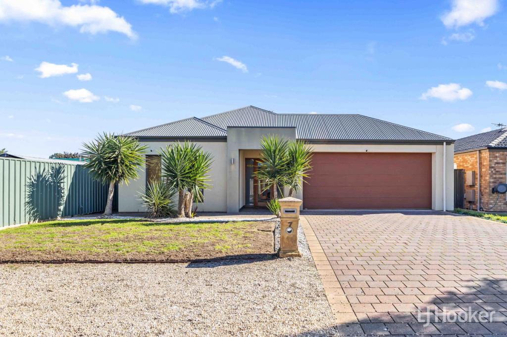 7 Valiant Rd, Munno Para West, SA 5115