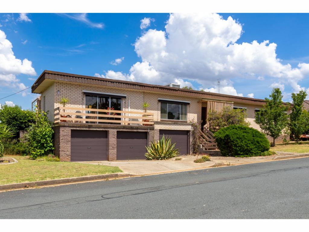 267 Vickers Rd, Lavington, NSW 2641