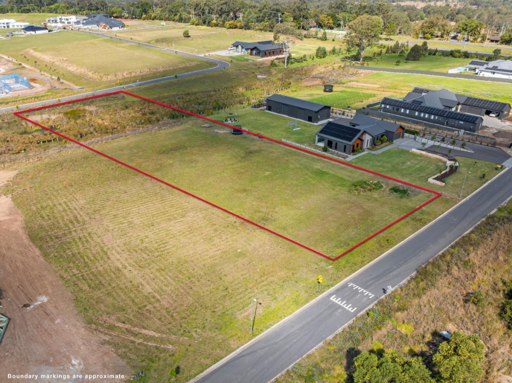 17 STANTON ST, THORNLANDS, QLD 4164
