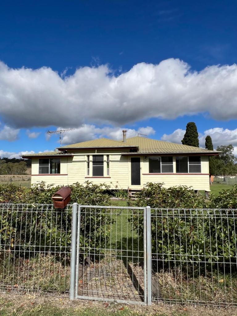 1263 Pechey Maclagan Rd, Goombungee, QLD 4354