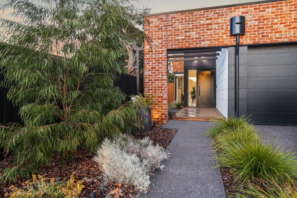 27a Park St, Seaford, VIC 3198