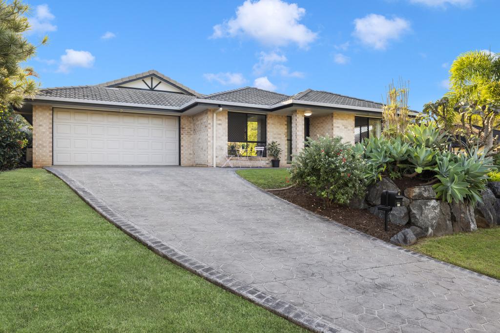 4 Bluefin Ct, Redland Bay, QLD 4165