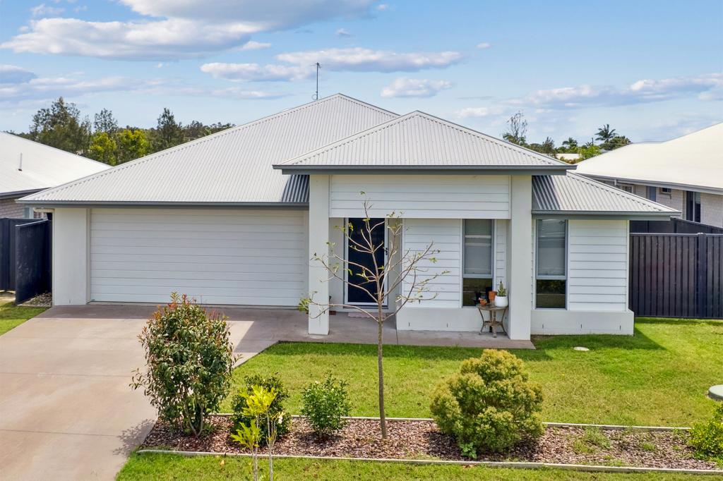 26 KOHLER DR, YAMBA, NSW 2464