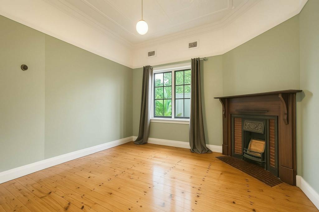 Granny Fla The Ave, Granville, NSW 2142