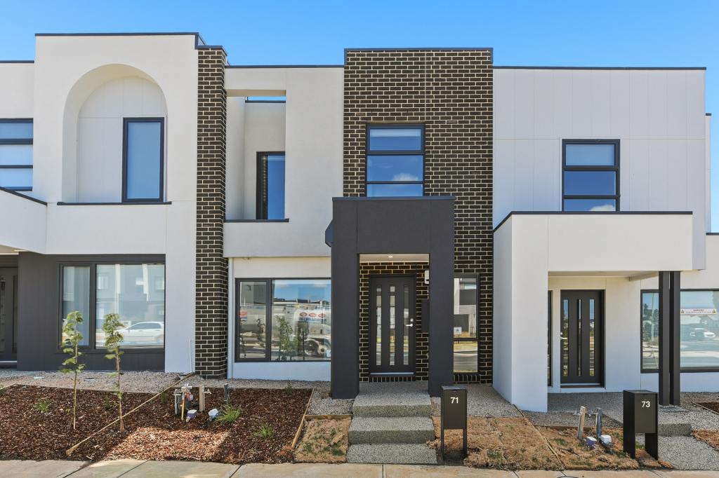 71 Carnival Bvd, Berwick, VIC 3806