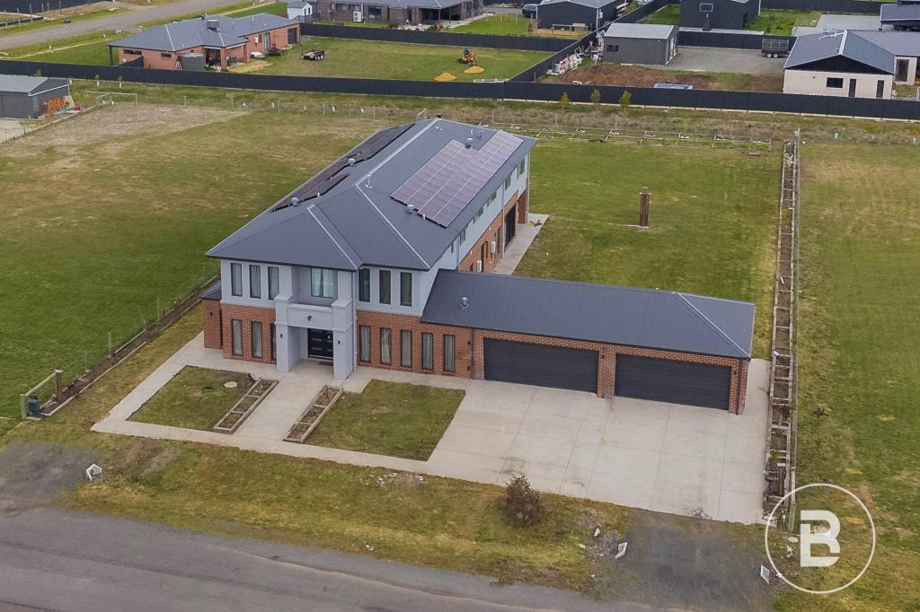 28 Furness Dr, Cardigan, VIC 3352