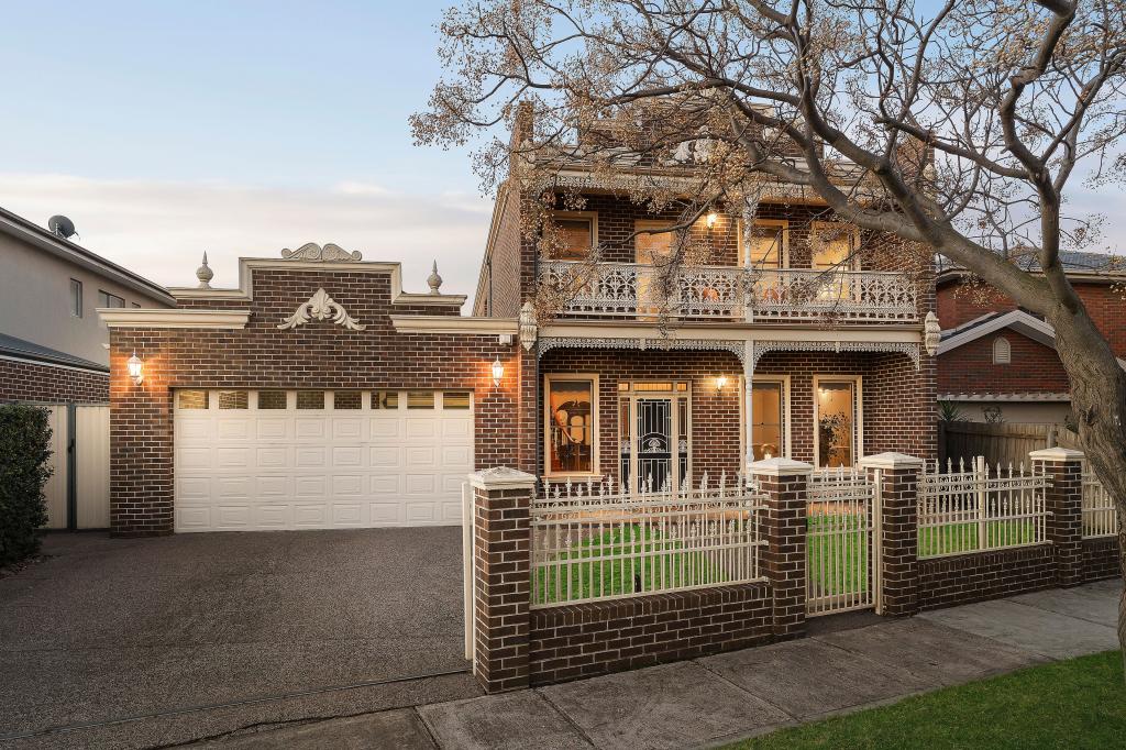 16 Deakin St, Maidstone, VIC 3012