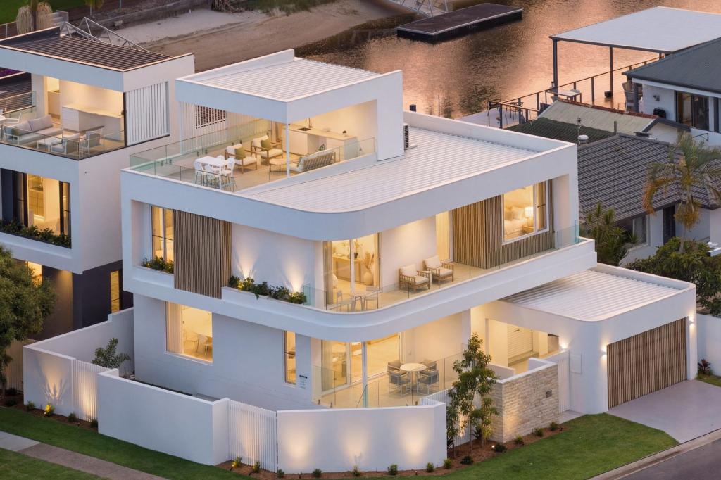 5a Rio Vista Bvd, Broadbeach Waters, QLD 4218