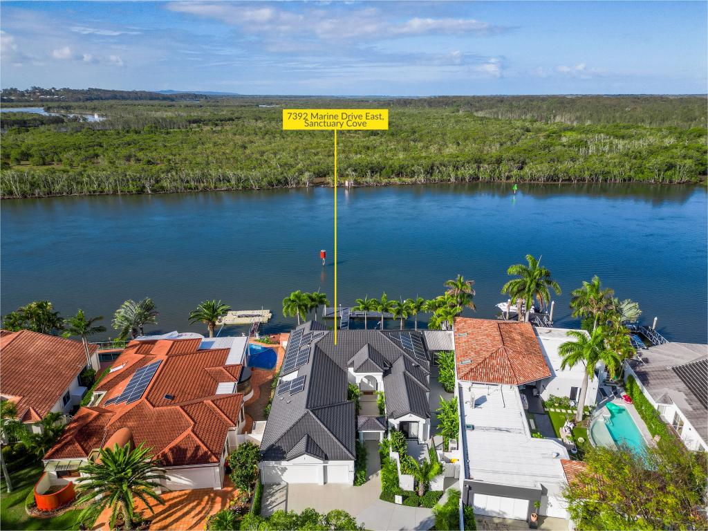 7392 Marine Dr E, Hope Island, QLD 4212